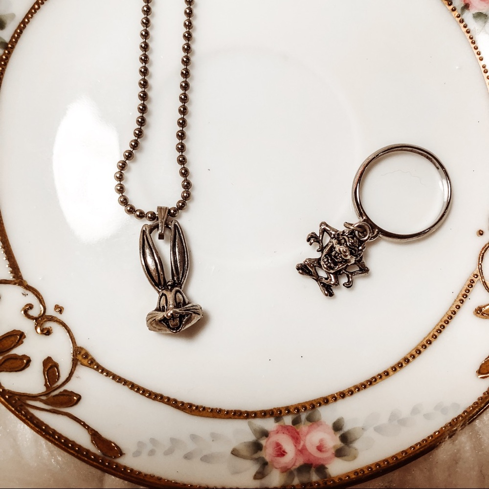 Looney Tunes Jewelry Set